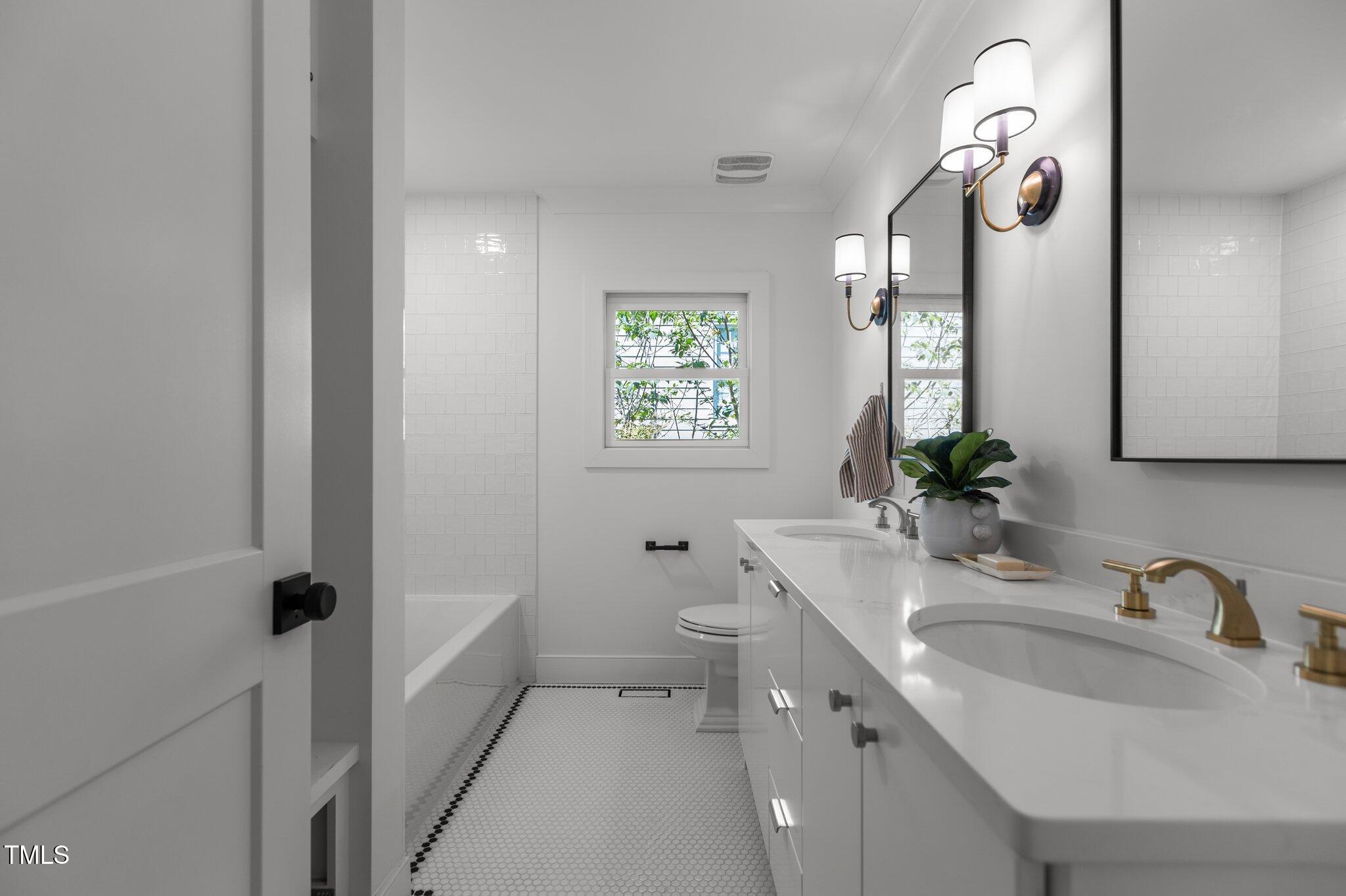 1310 Mayfair Road Raleigh, NC 27608 - Photo 29 of 56 Bathroom