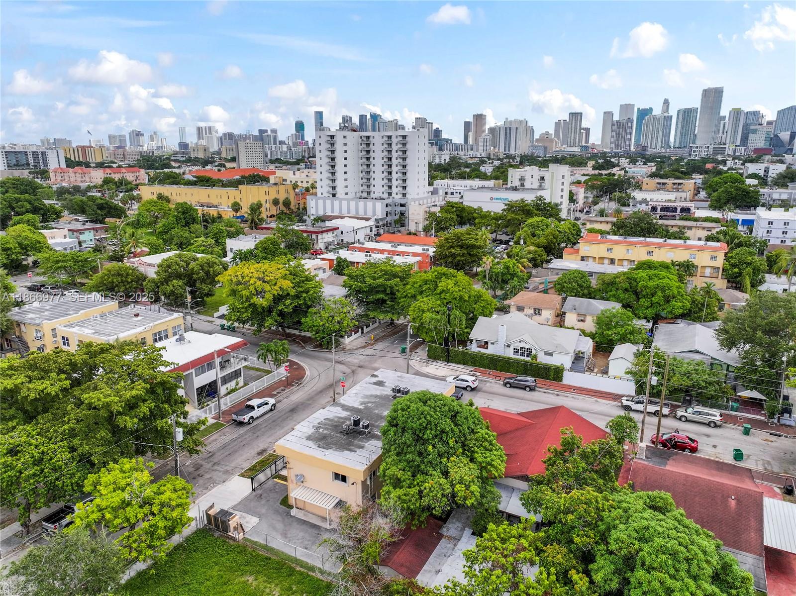 502 Southwest 13th Avenue Miami, FL 33135 - Photo 12 of 48 a view of a city