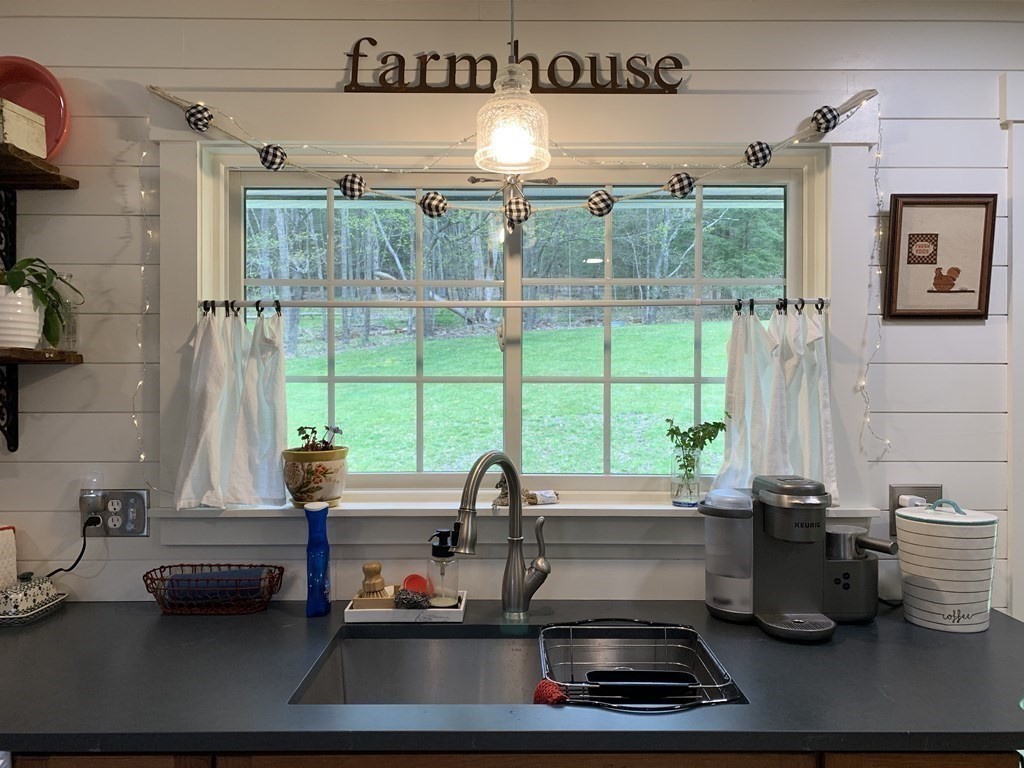 31 W Road Bernardston, MA 01337 - Photo 12 of 39 Gallery Image 12