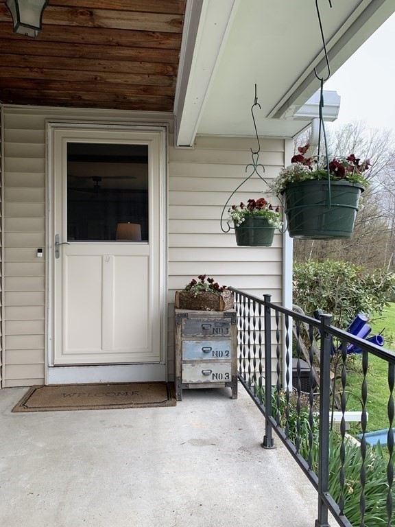 31 W Road Bernardston, MA 01337 - Photo 2 of 39 Gallery Image 2