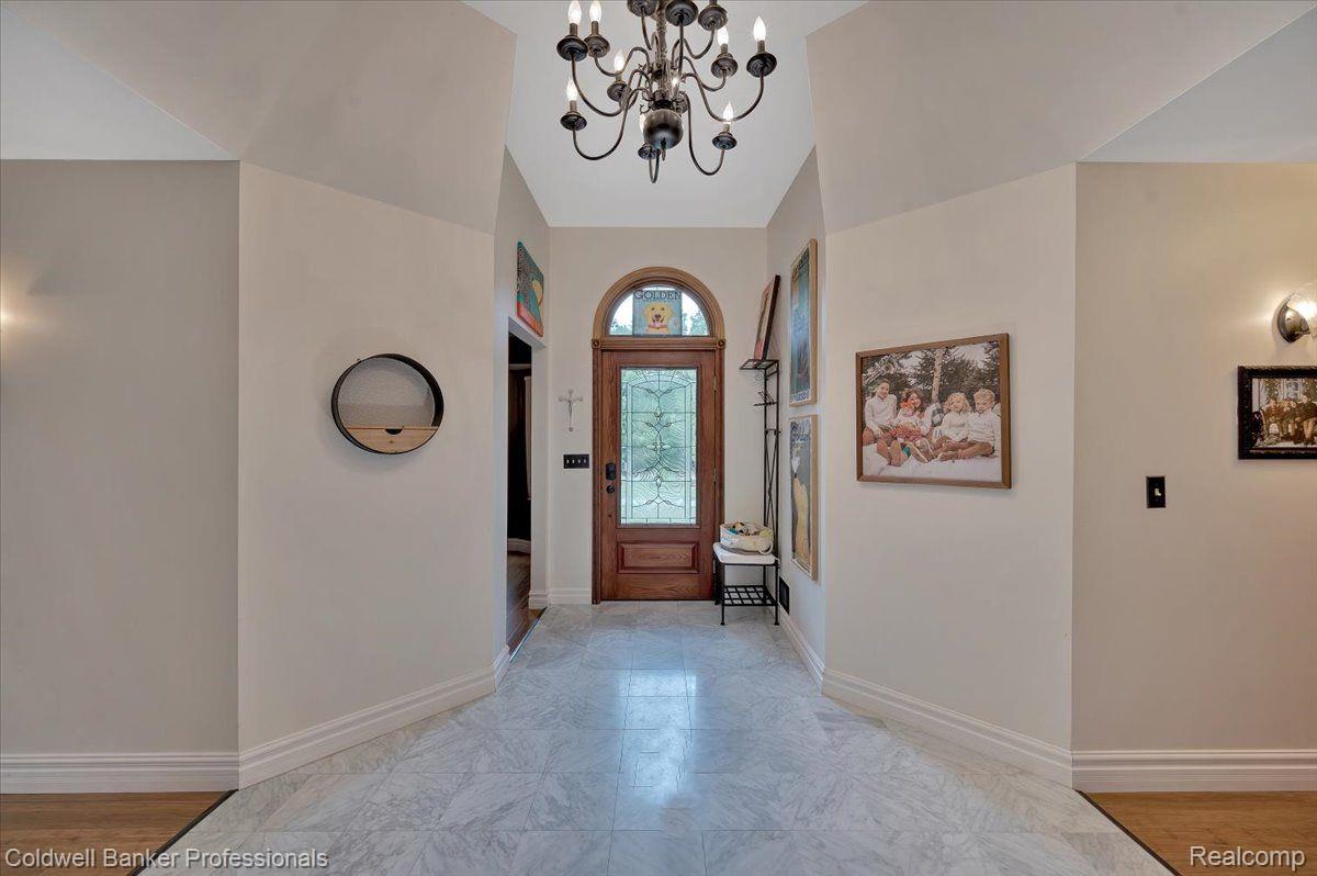 2711 South Elba Road Lapeer, MI 48446 - Photo 5 of 45 Gallery Image 5
