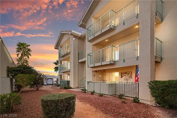 $129,900 | 3550 Bay Sands Drive, Unit 2070, Laughlin, NV 89029