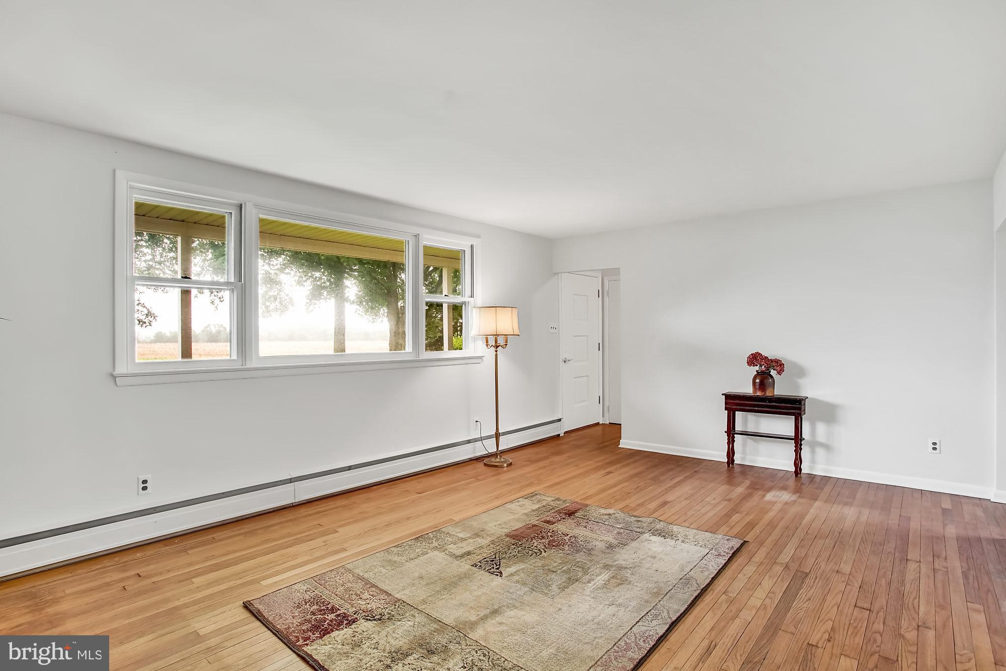 136 Yoder Road Harleysville, PA 19438 - Photo 4 of 31 Gallery Image 4