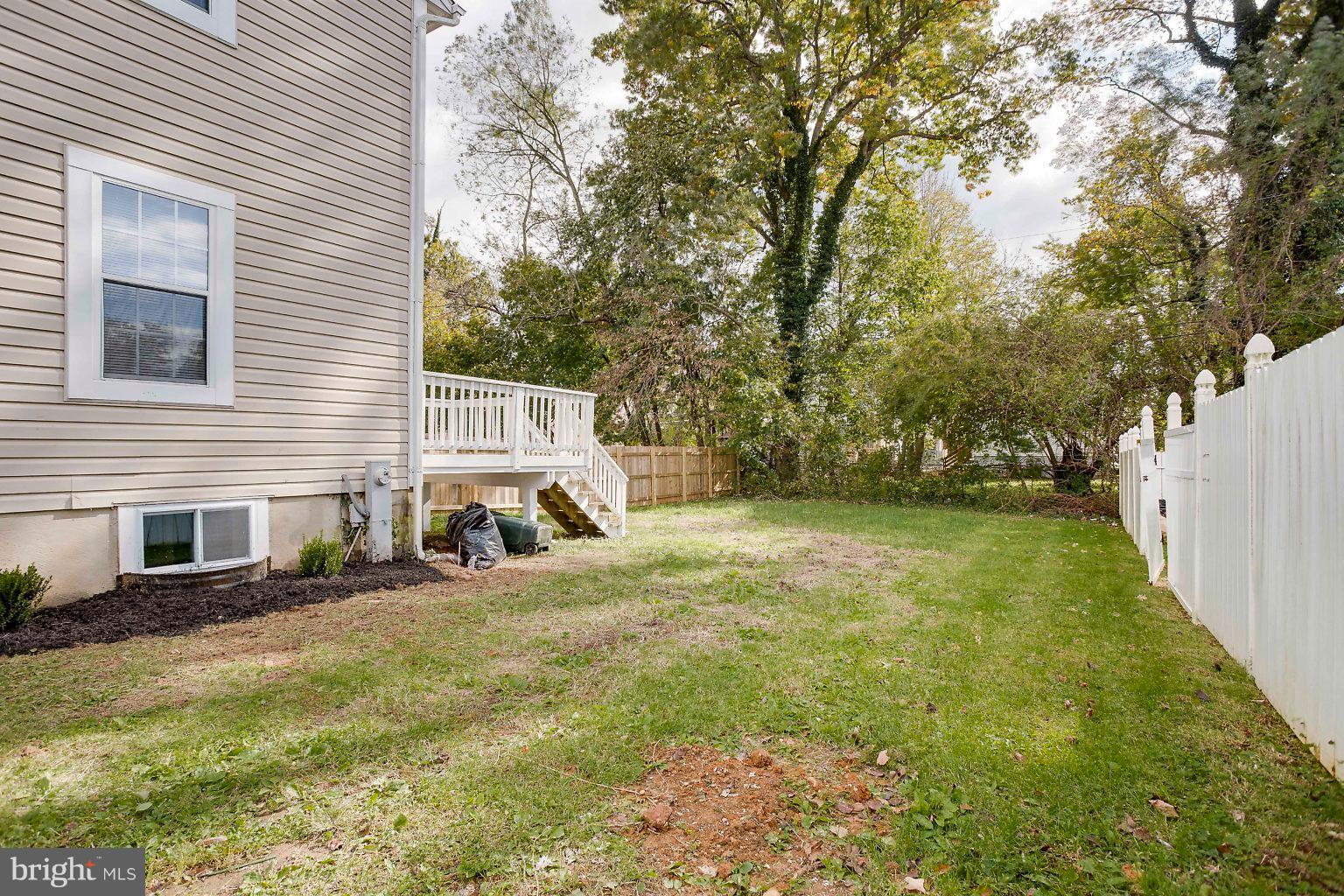 4103 West Cold Spring Lane Baltimore, MD 21215 - Photo 27 of 28 Exterior Side and Backyard