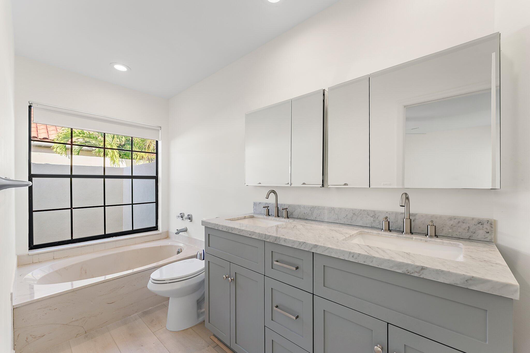 1483 Vía Del Sol Jupiter, FL 33477 - Photo 15 of 17 052-1483ViadelSol-Jupiter-SMALL