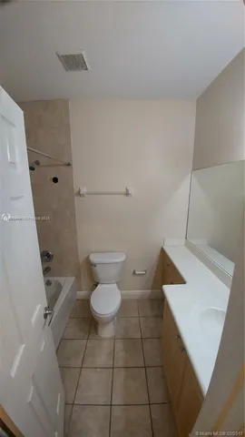 $2,900 | 6512 Hidden Cove Drive, Unit 33, Davie, FL 33314