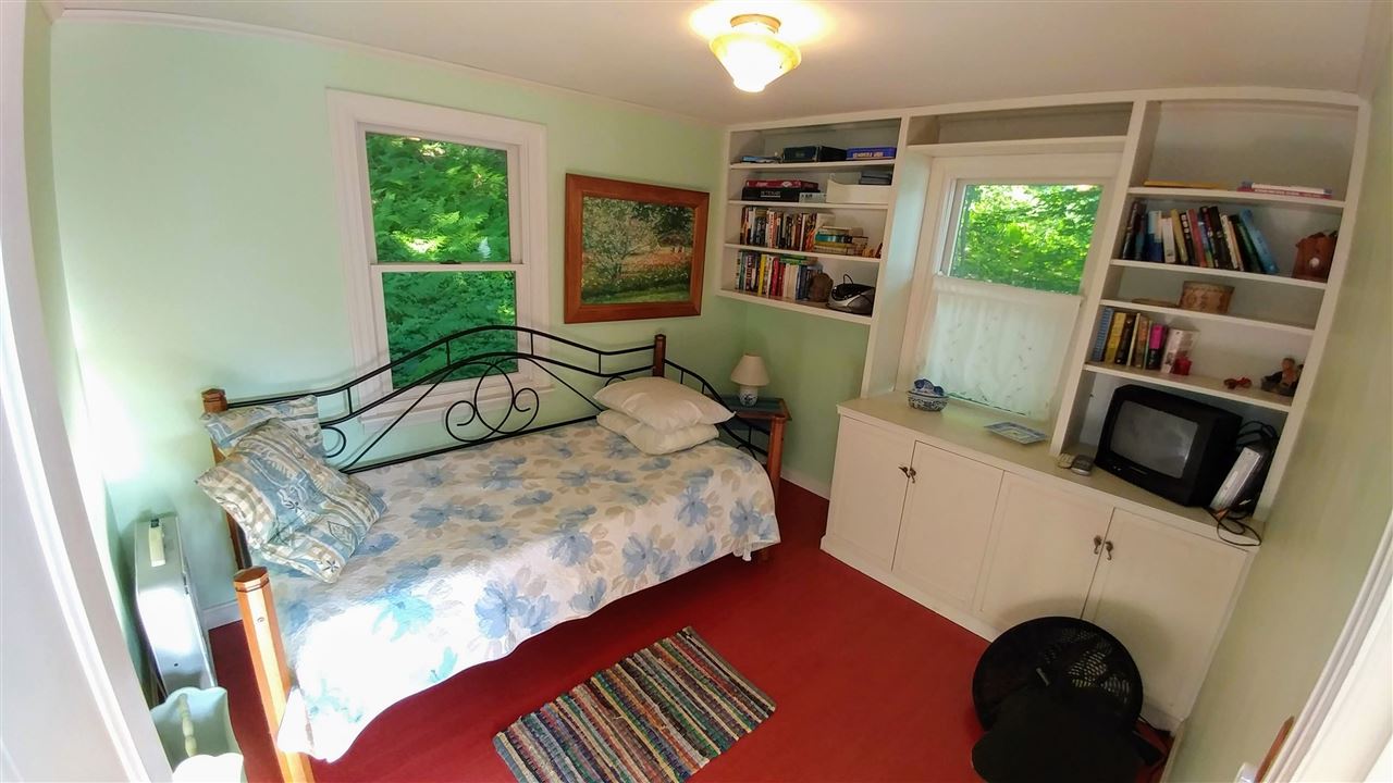 63 Cove Road Hinesburg, VT 05461 - Photo 11 of 21 Gallery Image 11