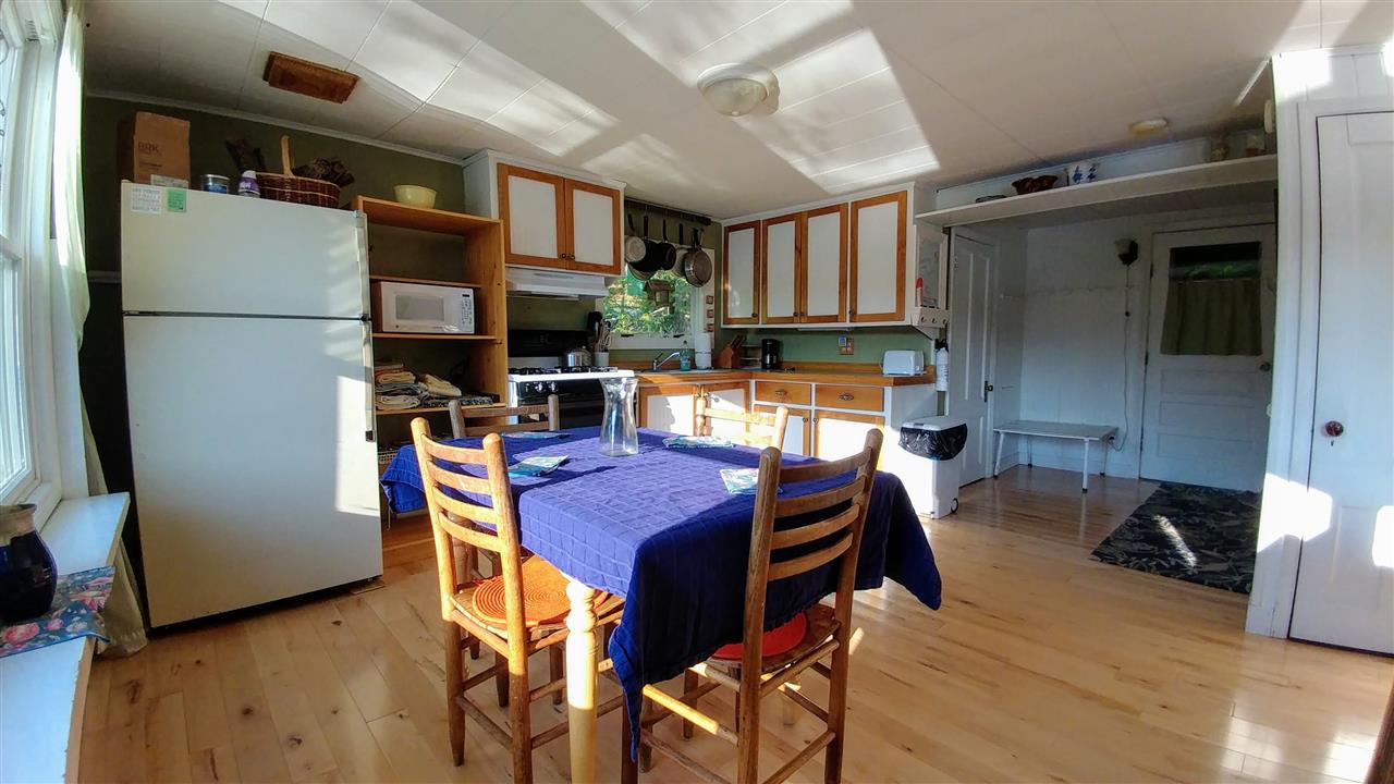 63 Cove Road Hinesburg, VT 05461 - Photo 4 of 21 Gallery Image 4