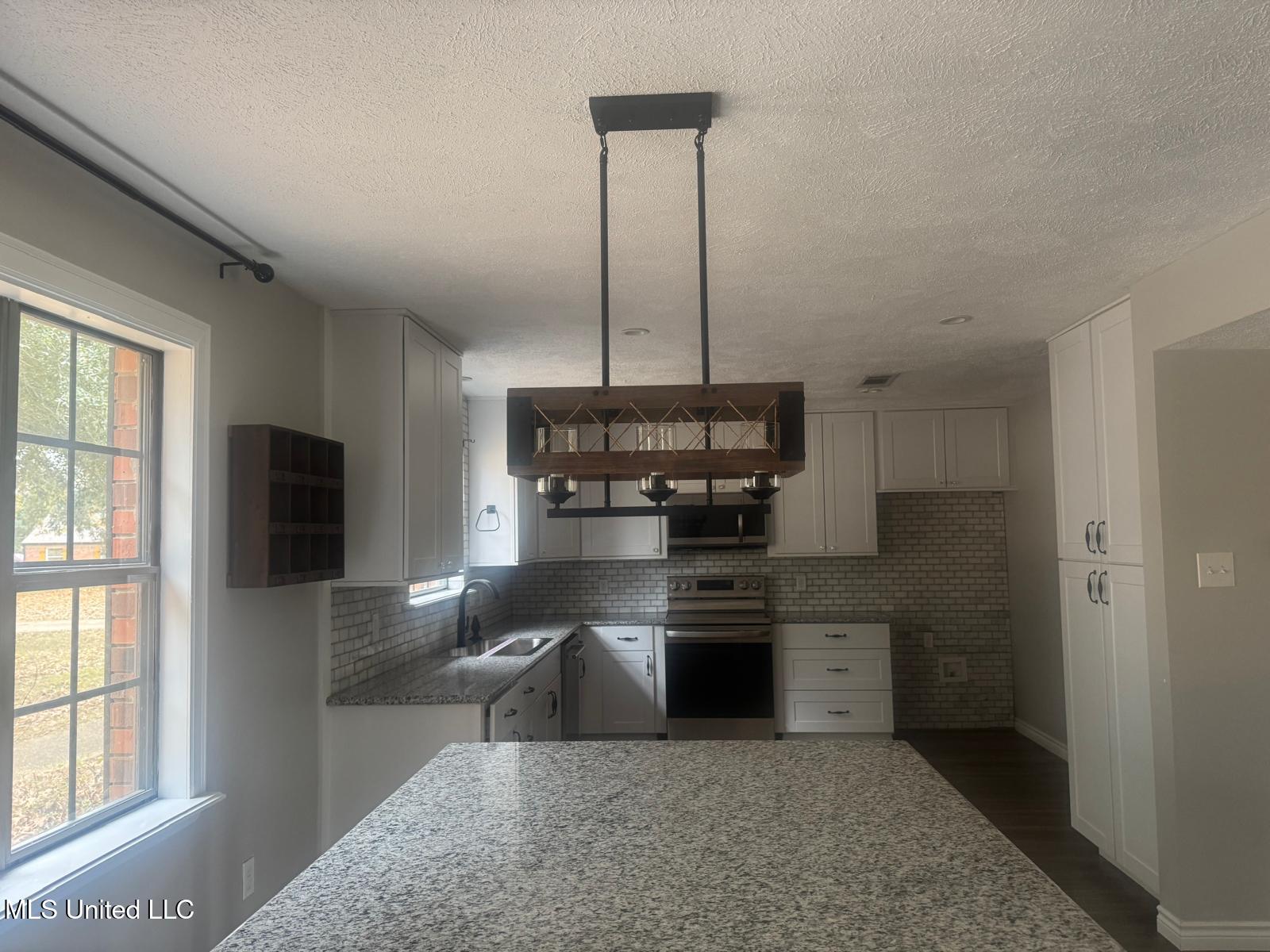 7 Rolling Hill Road Vicksburg, MS 39183 - Photo 6 of 22 11