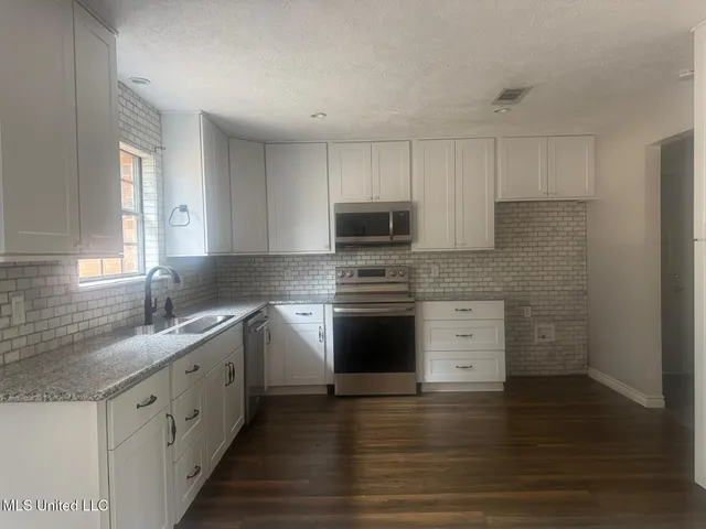 $312,000 | 7 Rolling Hill Road, Vicksburg, MS 39183