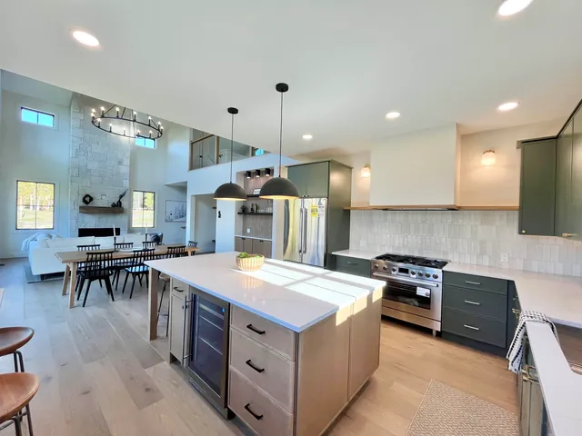 $1,550,000 | 3 Overbrook Drive, Unit OUTLOOK, West Dover, VT 05356