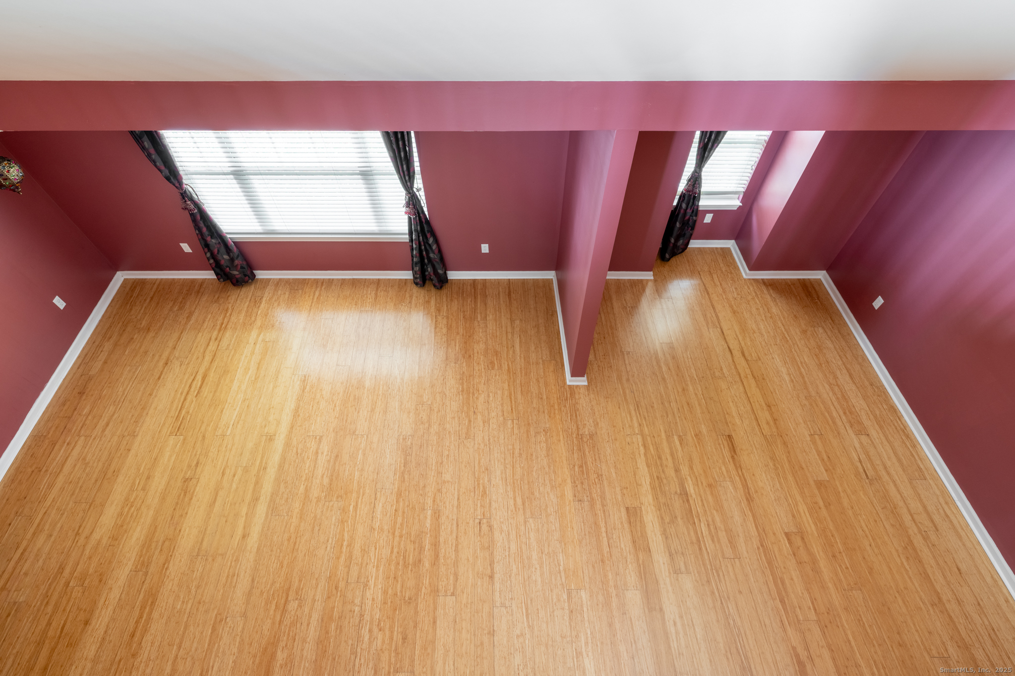 49 Park Pl Circle, Unit 49 West Hartford, CT 06110 - Photo 23 of 33 a view of an empty room with a window