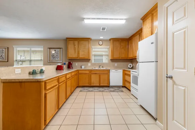 $1,750 | 620 Foster Street, Tomball, TX 77375