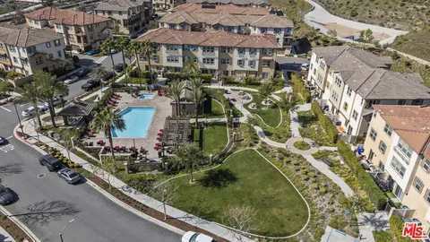 $749,000 | 22157 Barrington Way, Saugus, CA 91350