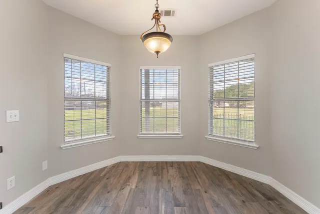 $2,700 | 13942 Longstreet Road, Willis, TX 77318