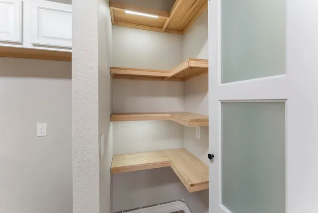 $2,700 | 13942 Longstreet Road, Willis, TX 77318