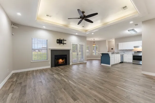 $2,700 | 13942 Longstreet Road, Willis, TX 77318