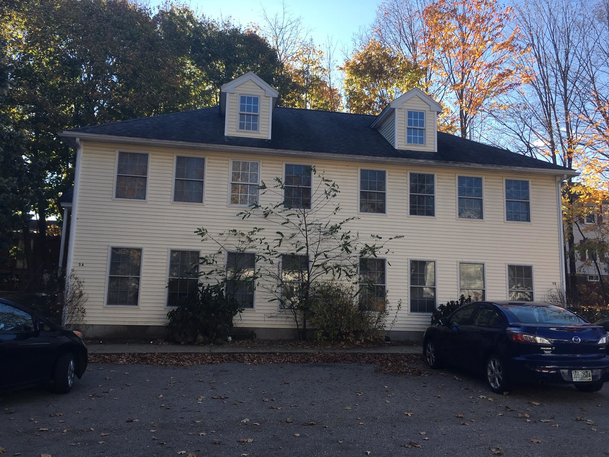 5-11 Gordon Lane Rochester, NH 03867 - Photo 1 of 16