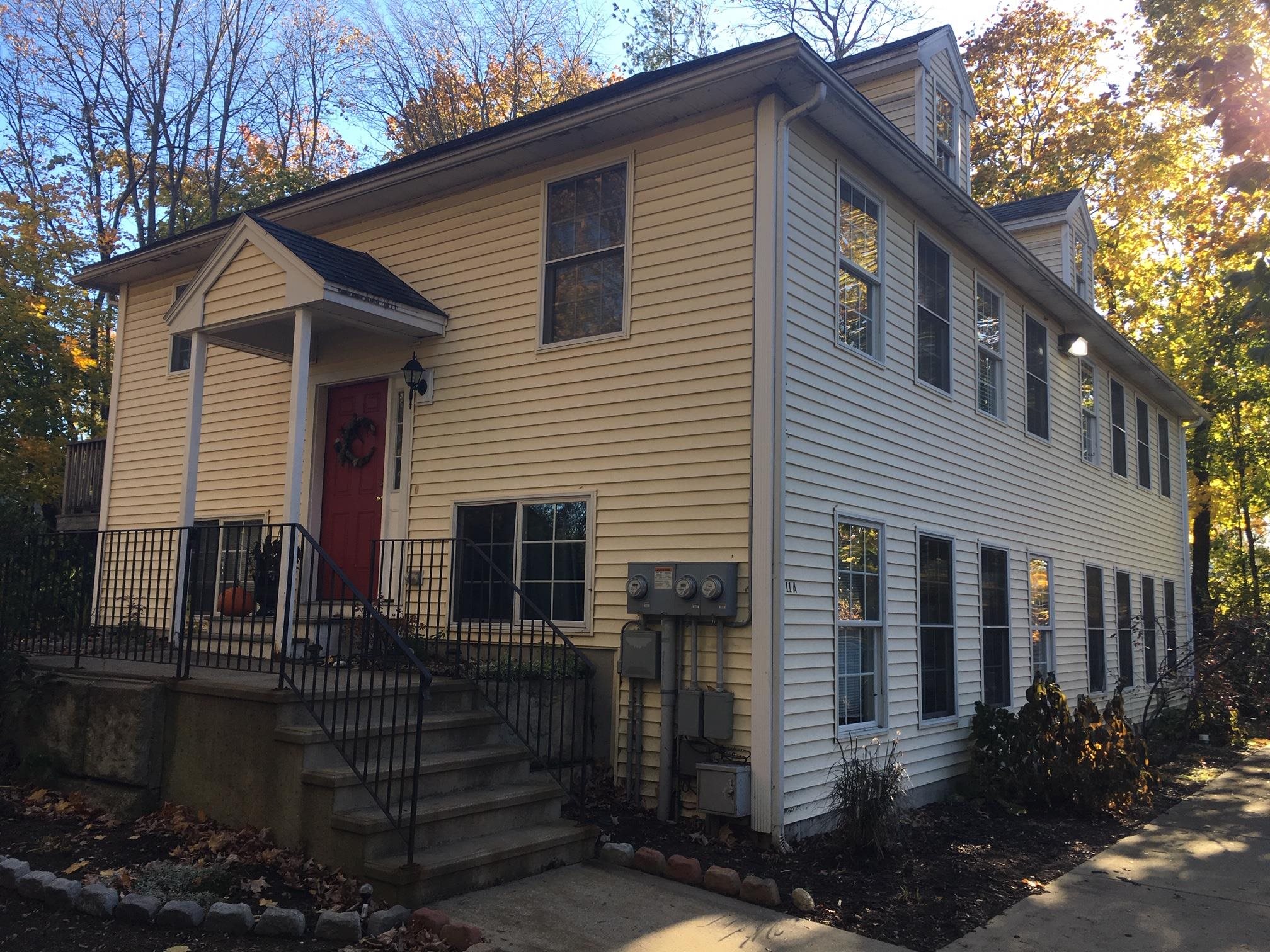 5-11 Gordon Lane Rochester, NH 03867 - Photo 4 of 16