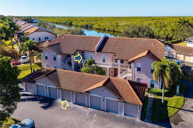 $375,000 | 278 Newport Drive, Unit 206, Naples, FL 34114