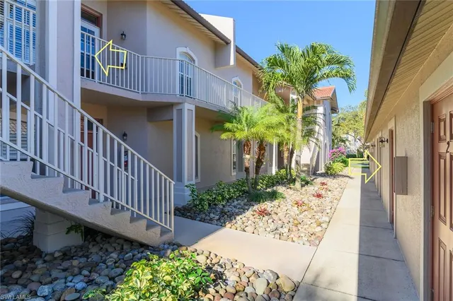 $375,000 | 278 Newport Drive, Unit 206, Naples, FL 34114