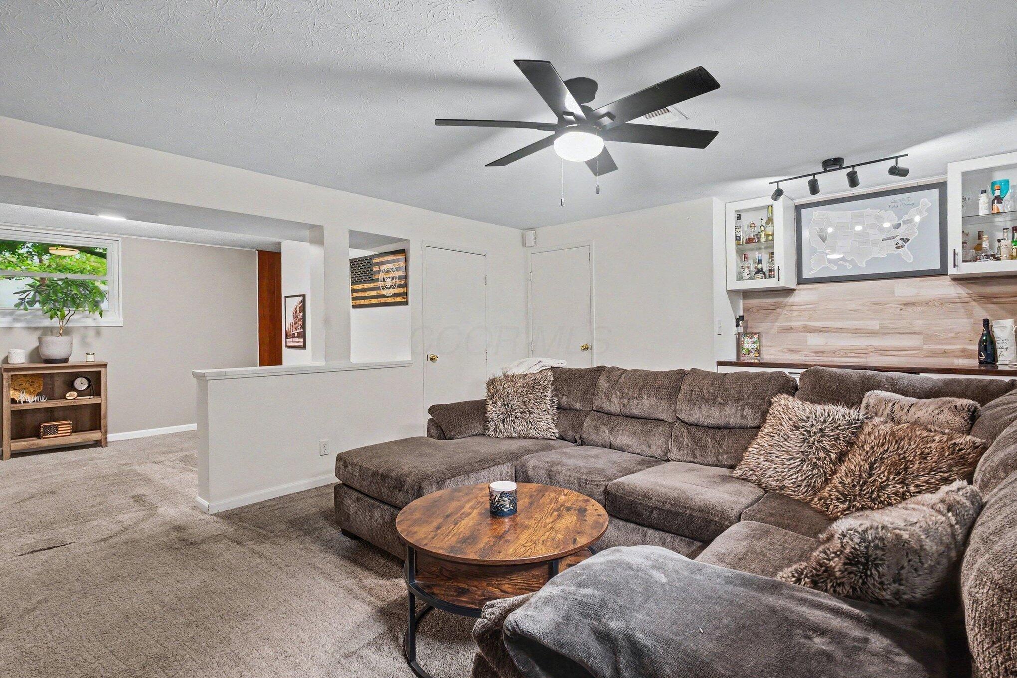 1759 River Bend Road Columbus, OH 43223 - Photo 18 of 32 018_file_7512