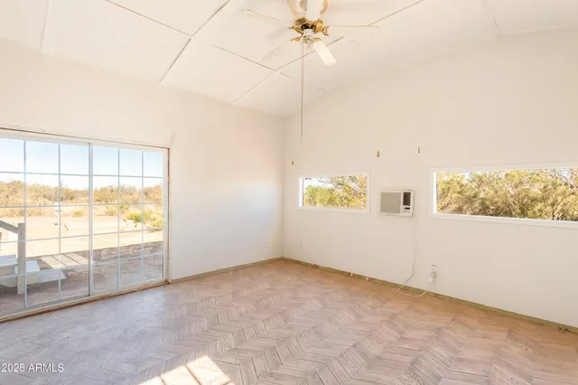 $165,000 | 6711 South Rockspring Lane, Hereford, AZ 85615