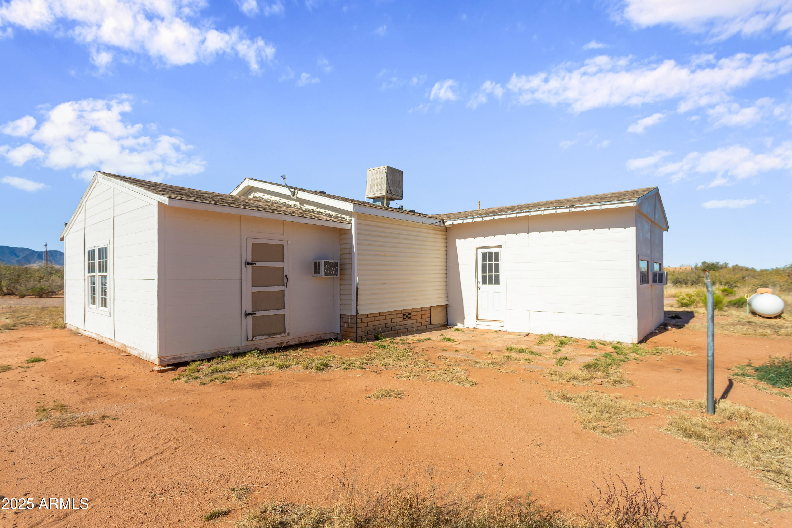 6711 South Rockspring Lane Hereford, AZ 85615 - Photo 26 of 40 IMG_5331