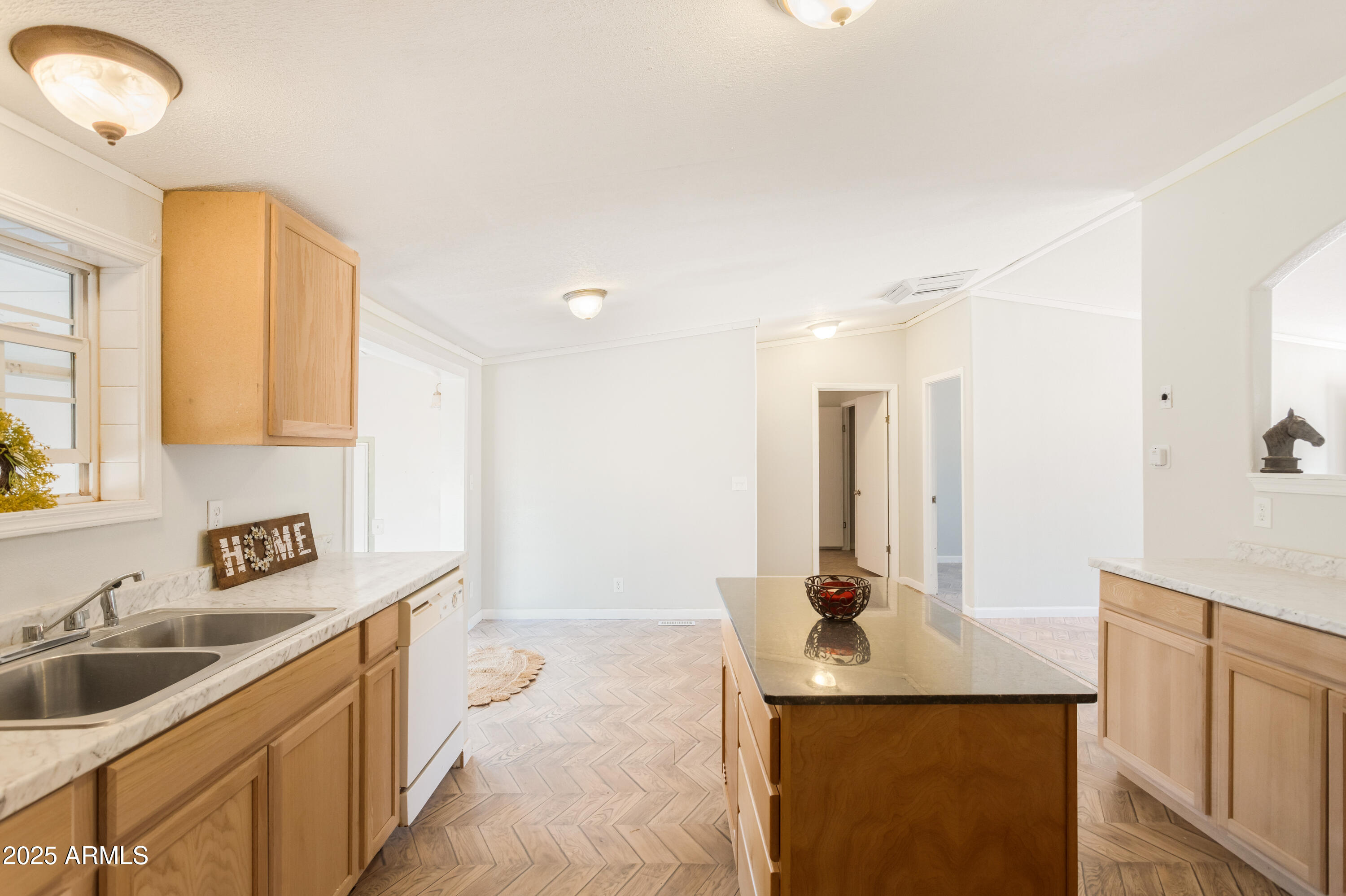 6711 South Rockspring Lane Hereford, AZ 85615 - Photo 10 of 40 IMG_5351