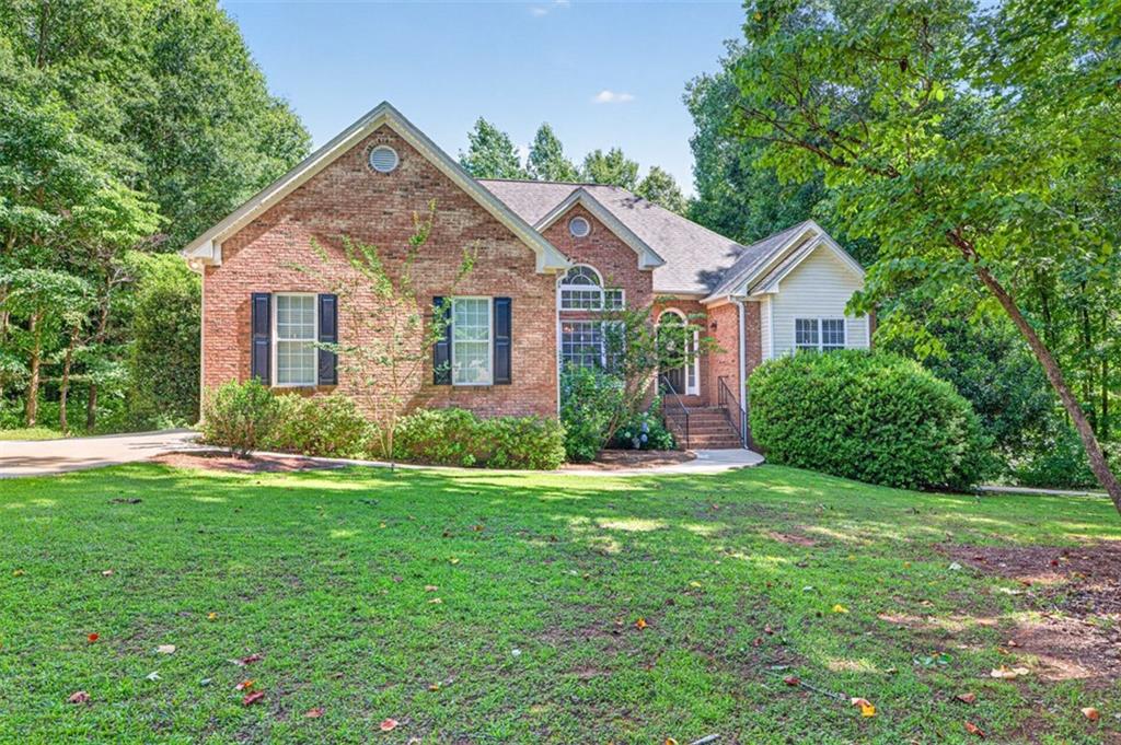 323 Oconee Lane Commerce, GA 30529 - Photo 7 of 86