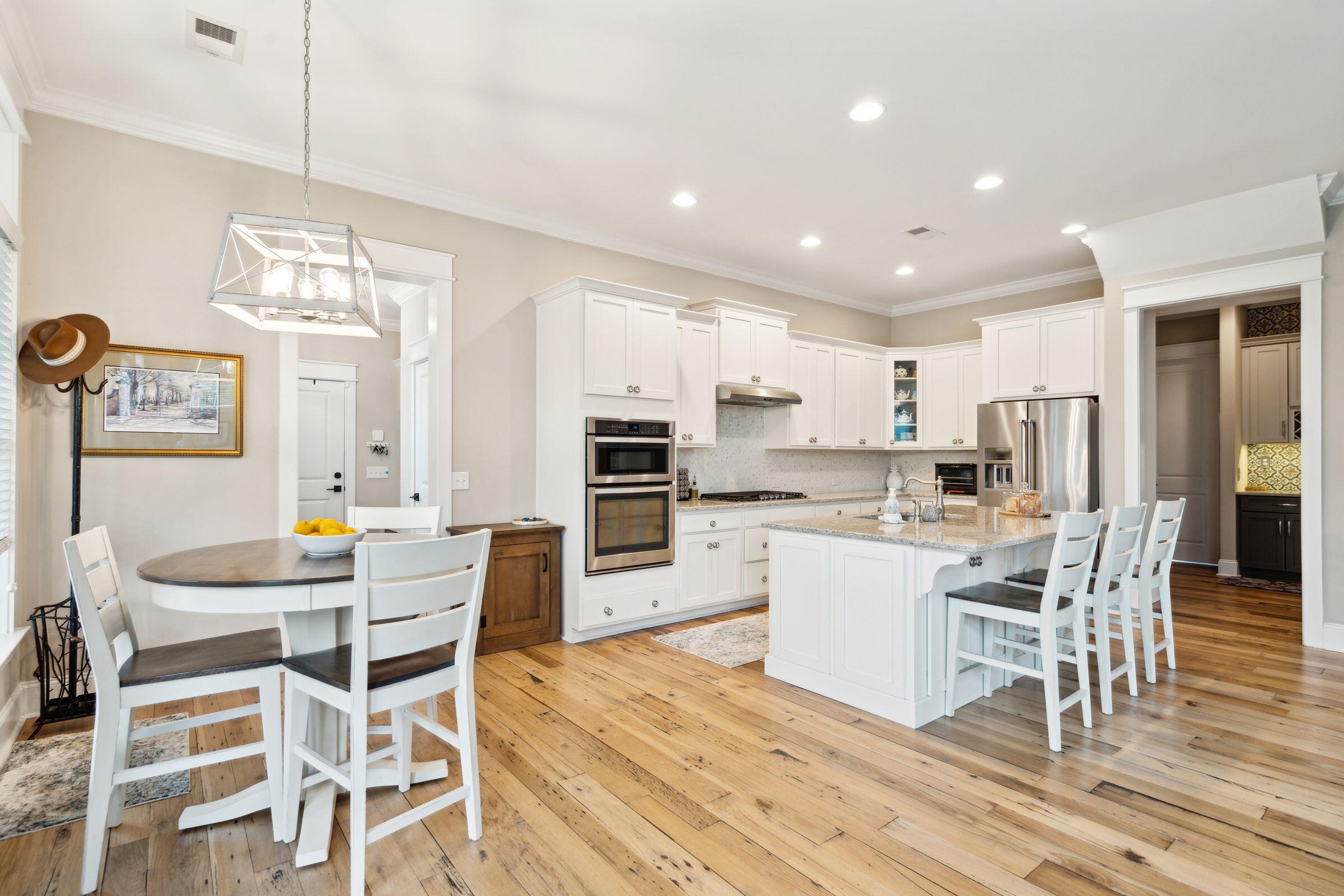 3011 Sturbridge Road Mount Pleasant, SC 29466 - Photo 16 of 61 Eat in area