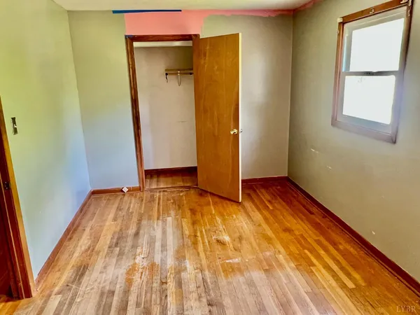 $290,000 | 457 Amelon Road, Madison Heights, VA 24572