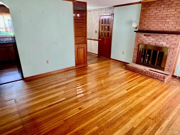 $290,000 | 457 Amelon Road, Madison Heights, VA 24572