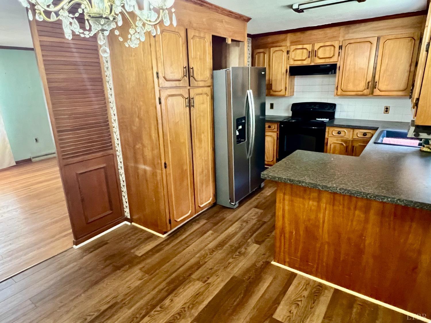 457 Amelon Road Madison Heights, VA 24572 - Photo 4 of 32