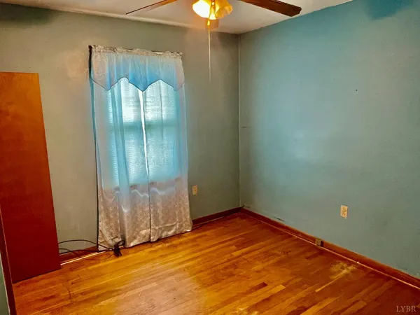 $290,000 | 457 Amelon Road, Madison Heights, VA 24572