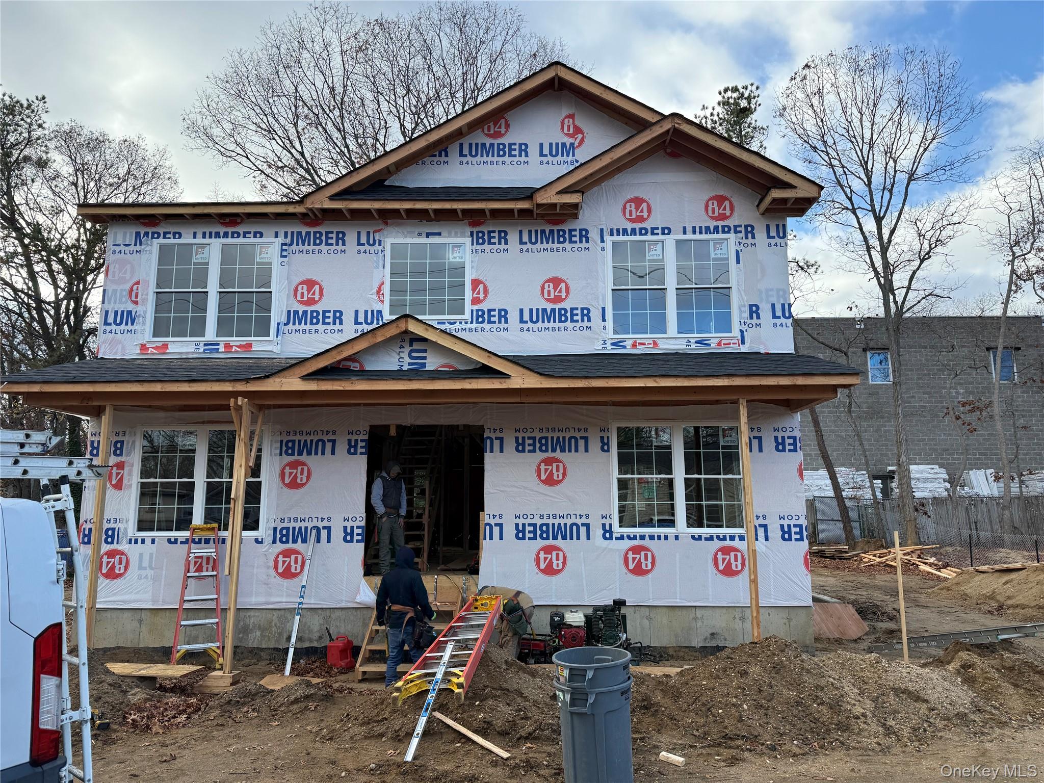 494 Islip Avenue Islip, NY 11751 - Photo 18 of 22 a front view of a house with porch