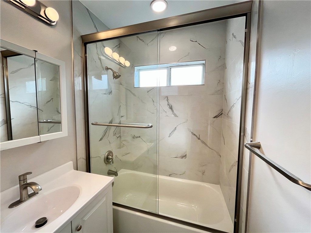 408 Calle Cinco, Unit 4 Montebello, CA 90640 - Photo 9 of 9