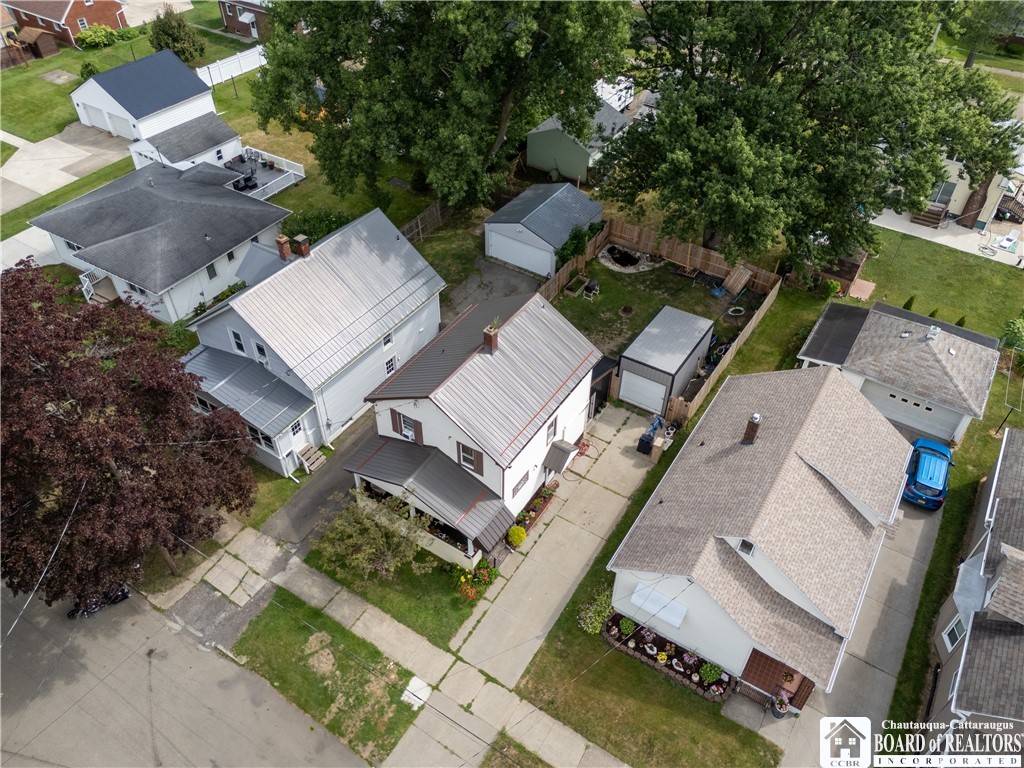 136 South Martin Street Dunkirk, NY 14048 - Photo 2 of 19