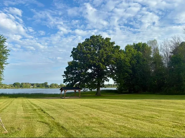 $369,000 | 563 Bridge Road, North Hero, VT 05474