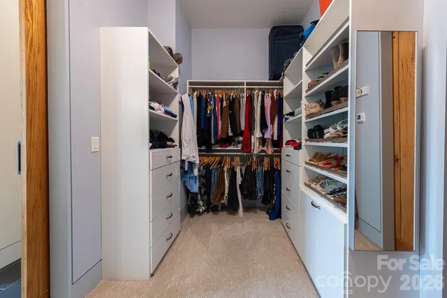 $1,590,000 | 208 Glenroy Court, Flat Rock, NC 28731