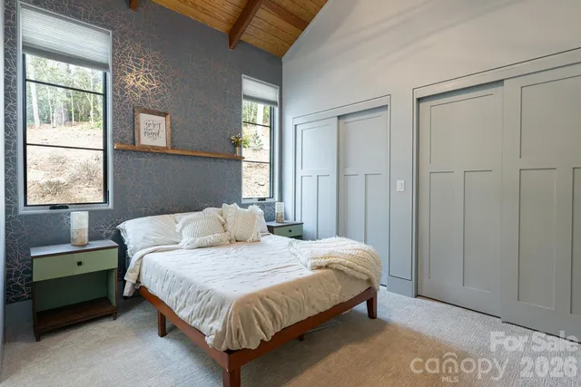 $1,590,000 | 208 Glenroy Court, Flat Rock, NC 28731