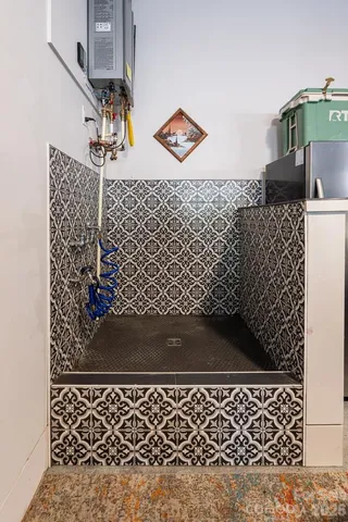 $1,590,000 | 208 Glenroy Court, Flat Rock, NC 28731