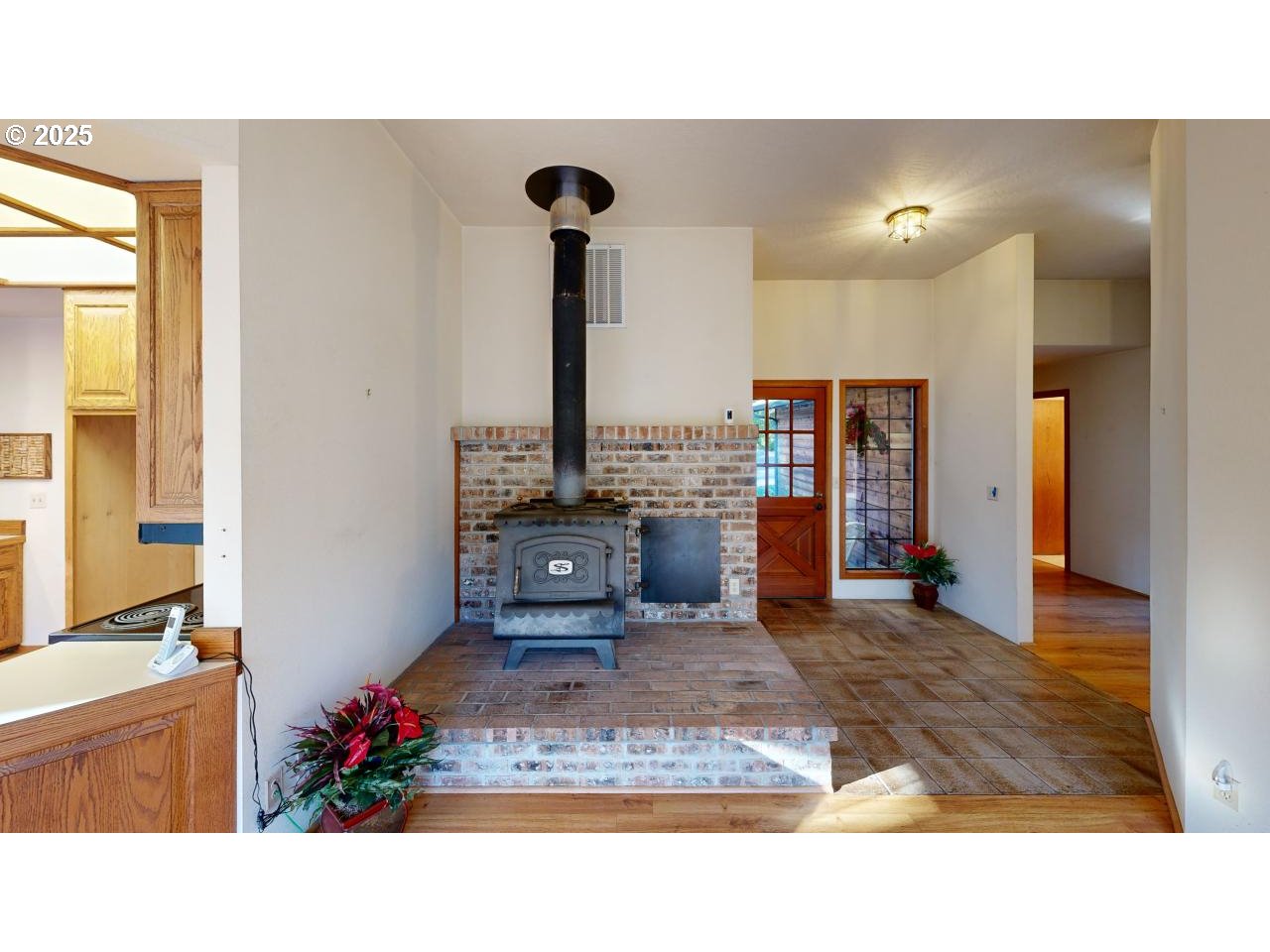 308 Winchuck River Road Brookings, OR 97415 - Photo 11 of 35 Fireplace Wood Burning Stove/Insert
