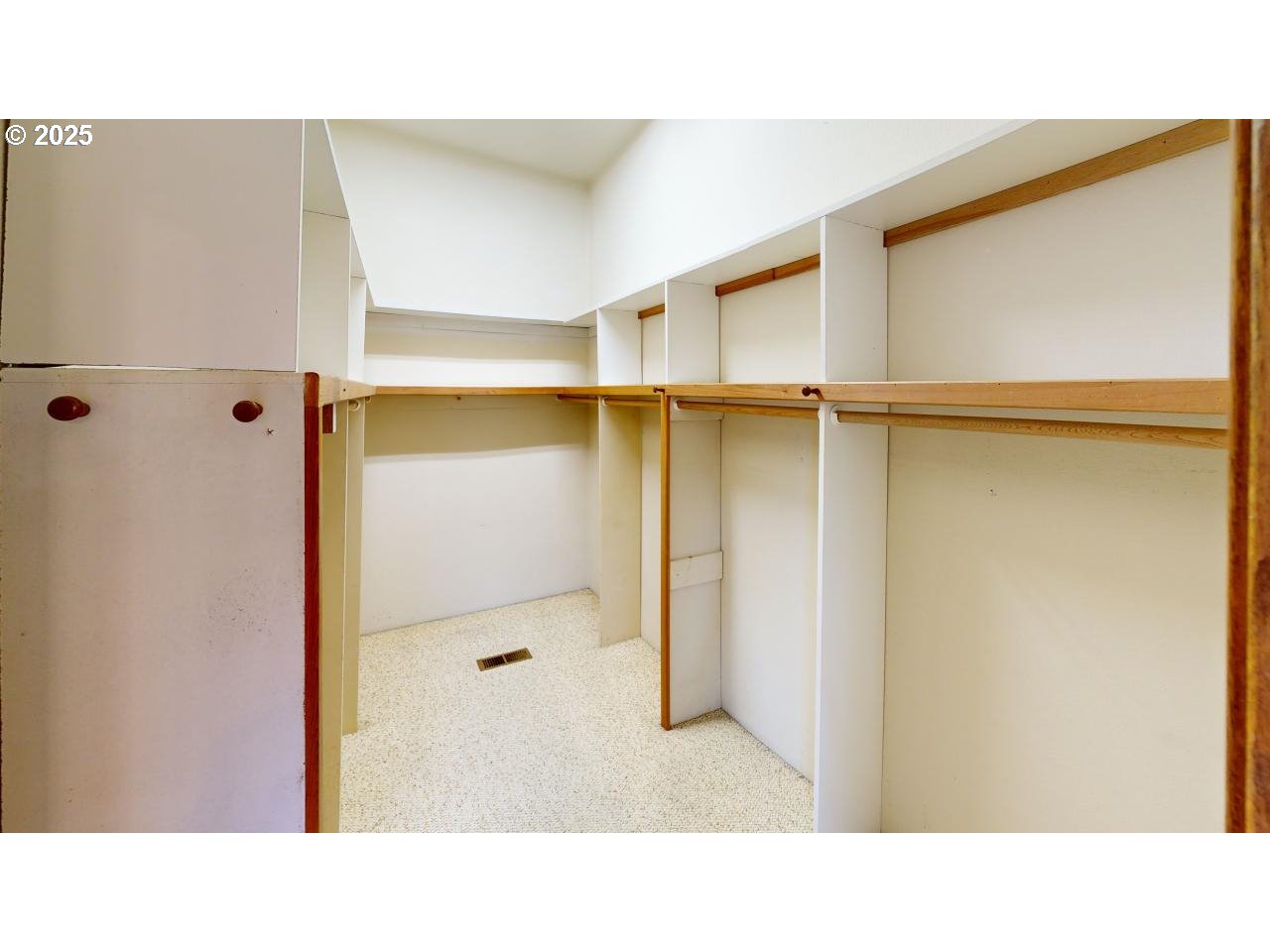 308 Winchuck River Road Brookings, OR 97415 - Photo 21 of 35 Bathroom, Attached