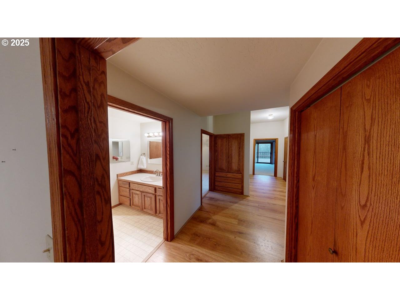 308 Winchuck River Road Brookings, OR 97415 - Photo 22 of 35 Hallway