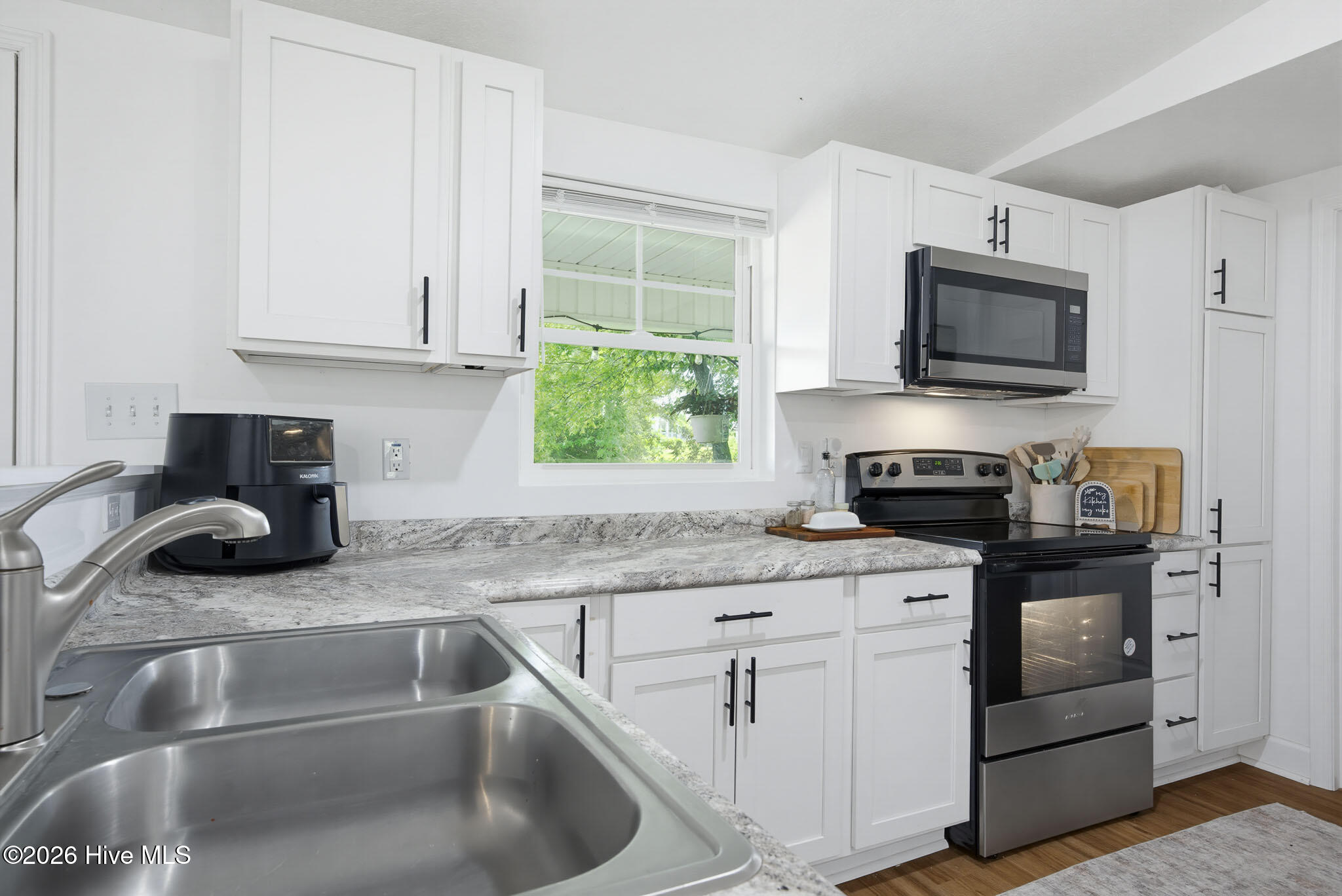 341 North Humphrey Road Jacksonville, NC 28546 - Photo 12 of 64