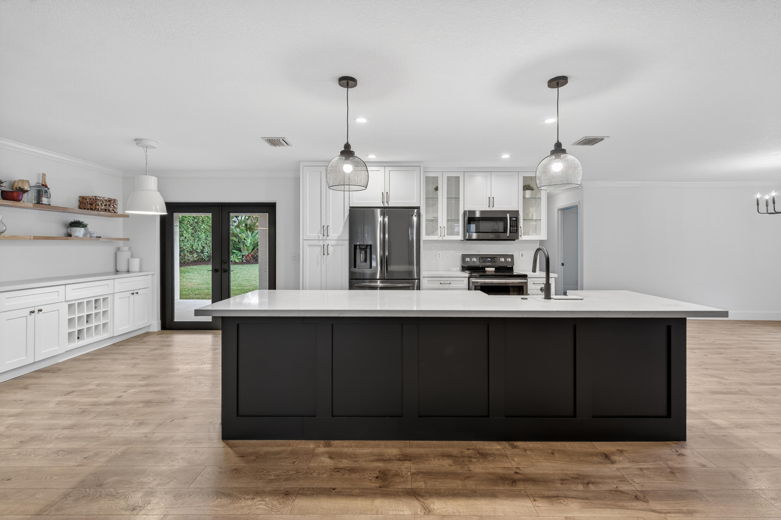 1014 Avon Road West Palm Beach, FL 33401 - Photo 18 of 50 010626-555