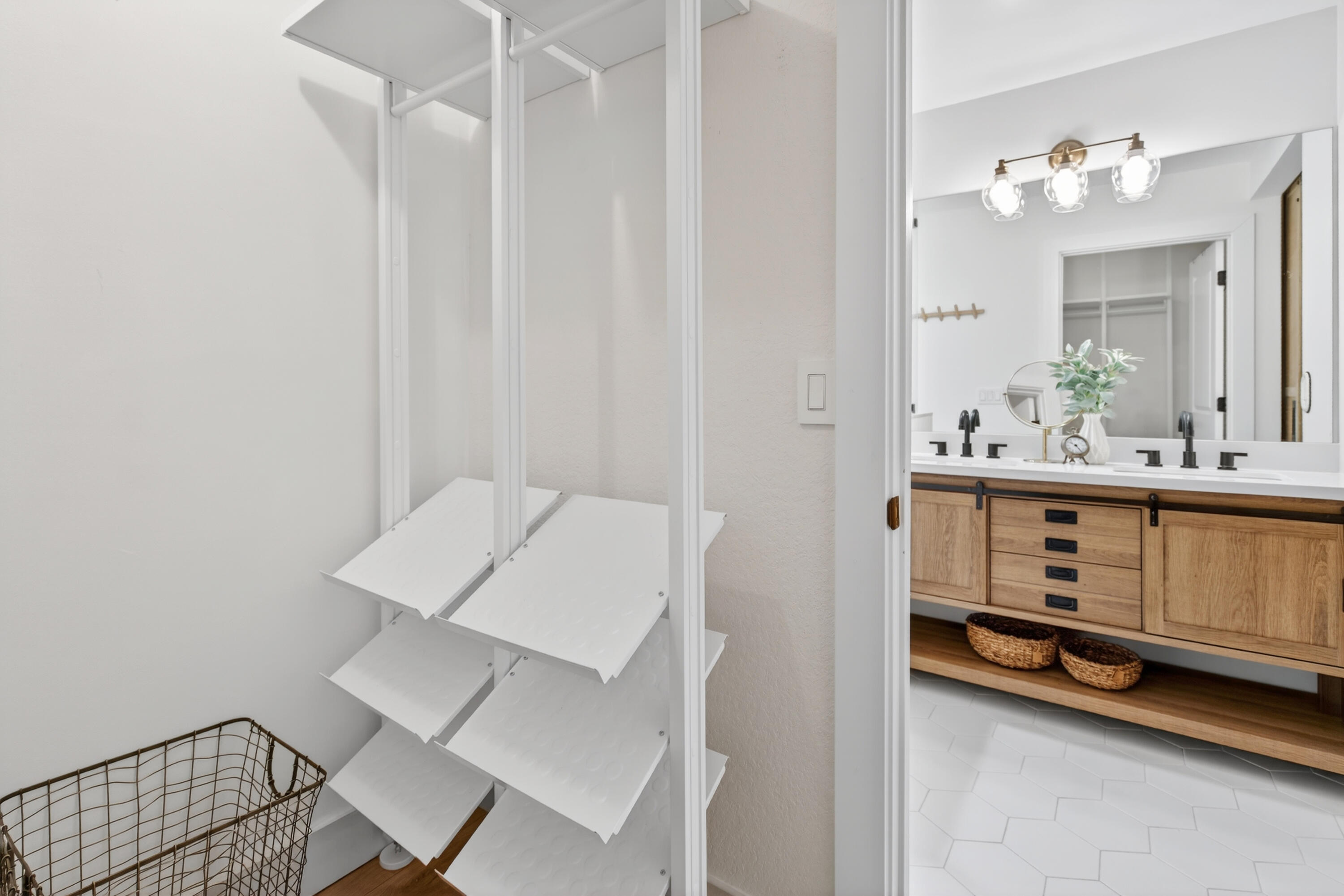 1014 Avon Road West Palm Beach, FL 33401 - Photo 35 of 50 010626-479