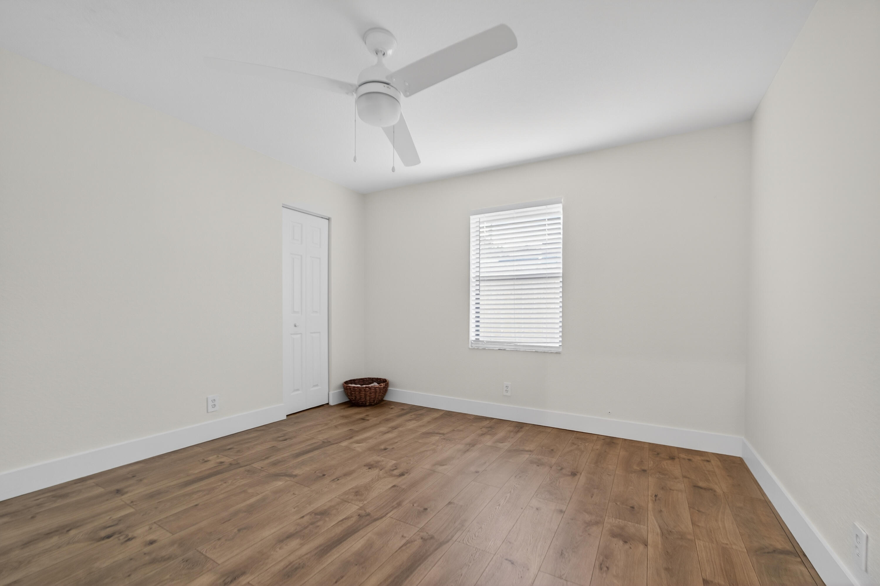 1014 Avon Road West Palm Beach, FL 33401 - Photo 38 of 50 010626-403