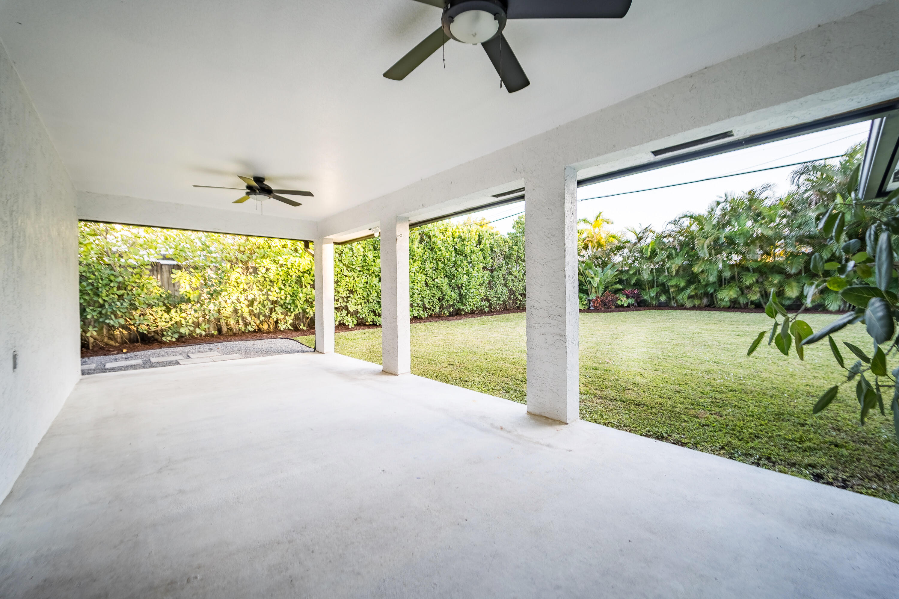 1014 Avon Road West Palm Beach, FL 33401 - Photo 44 of 50 1014AvonWPB-6
